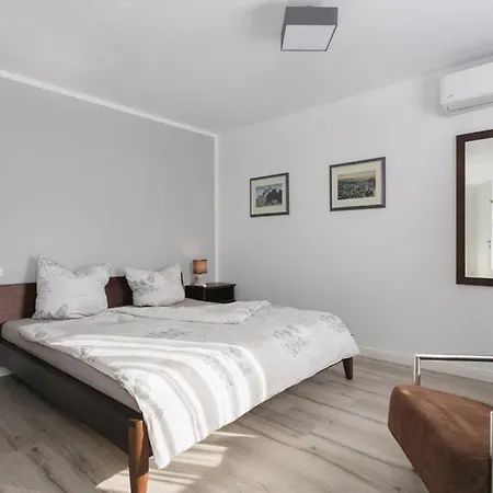 Sonnige Tage In Apartmán Drážďany